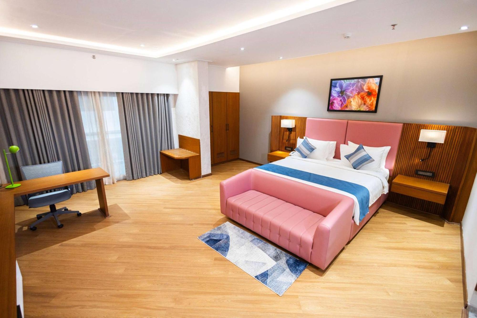 Ramada Encore By Wyndham Viramgam Екстер'єр фото