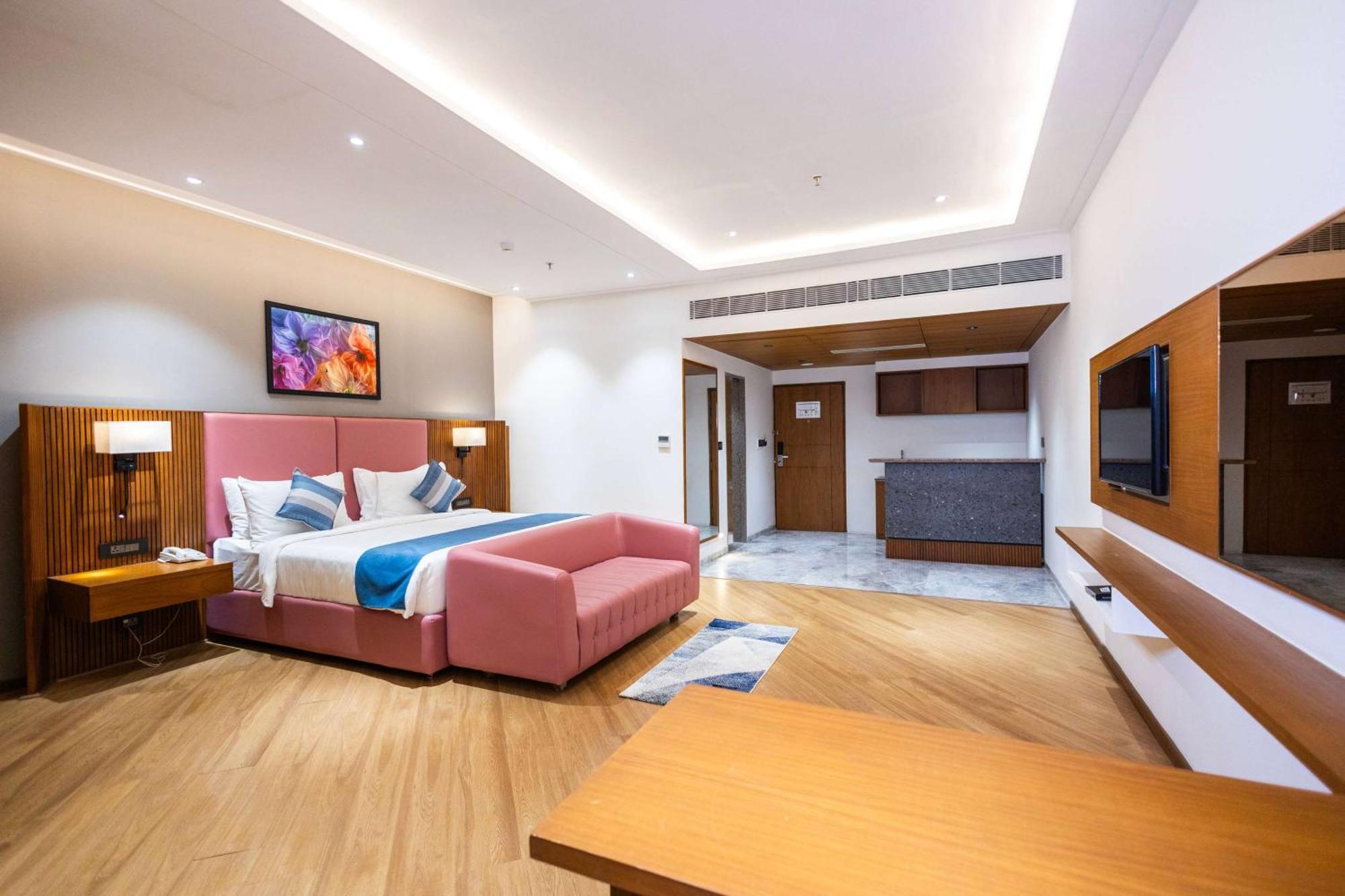 Ramada Encore By Wyndham Viramgam Екстер'єр фото