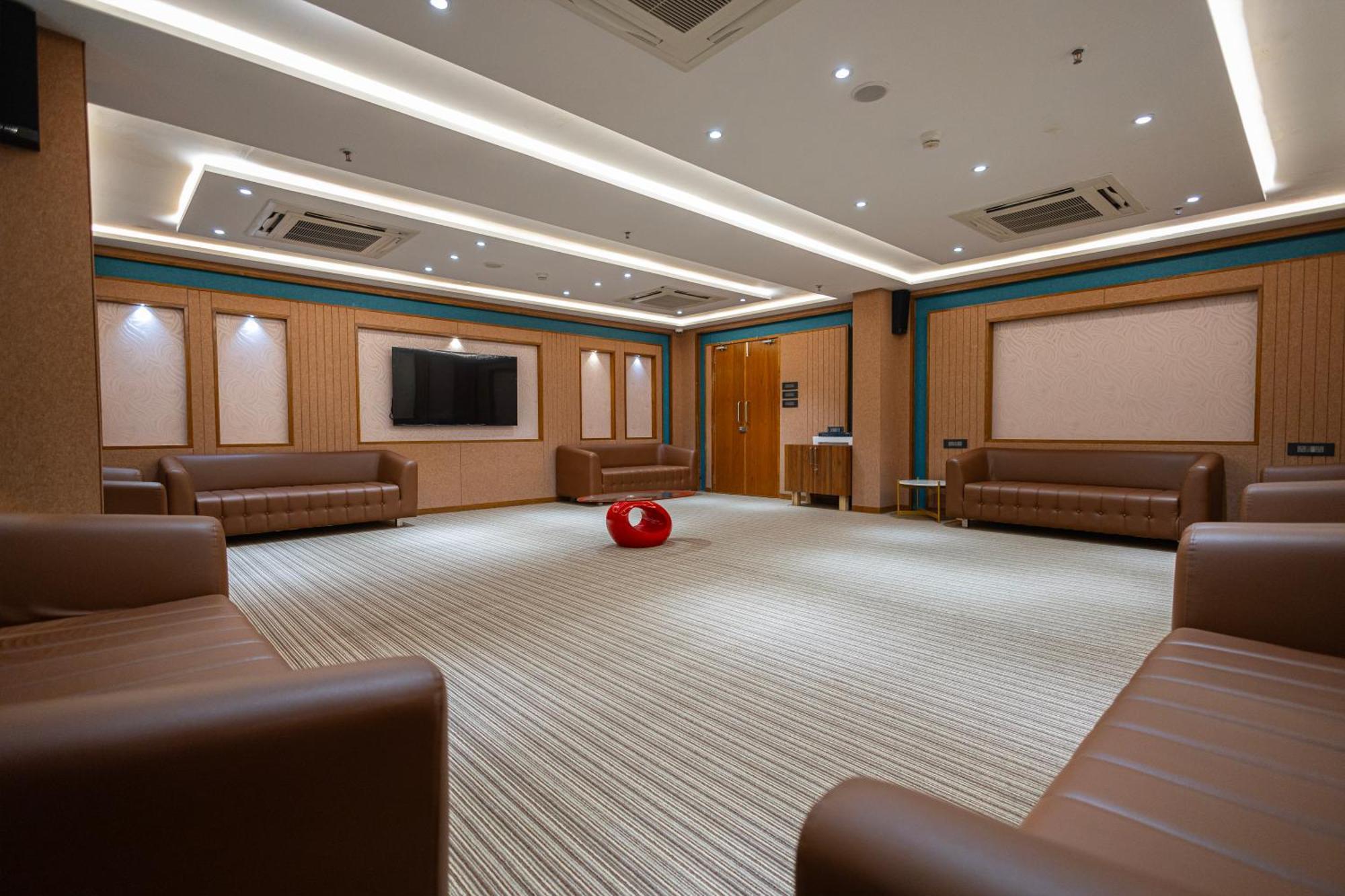 Ramada Encore By Wyndham Viramgam Екстер'єр фото
