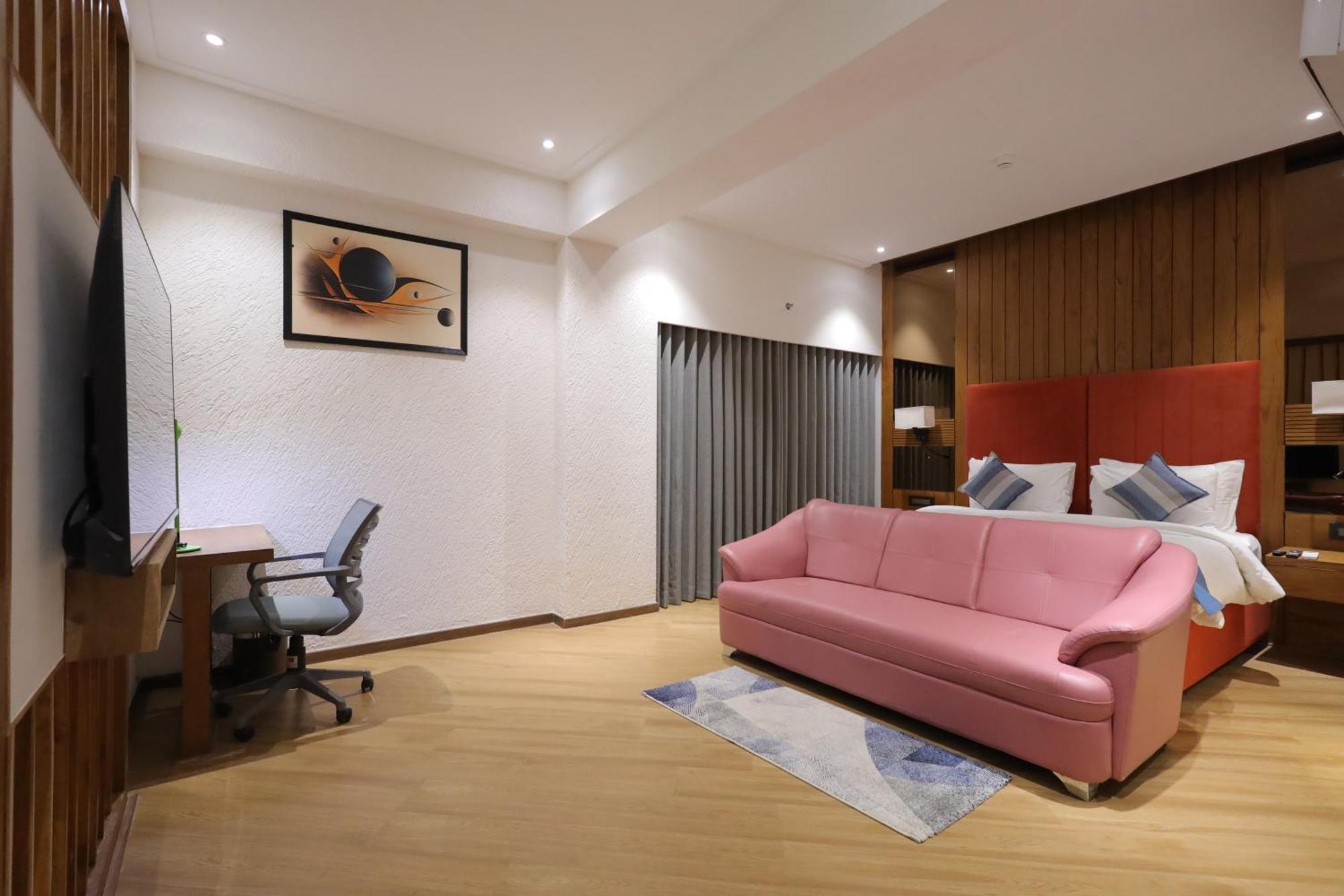 Ramada Encore By Wyndham Viramgam Екстер'єр фото