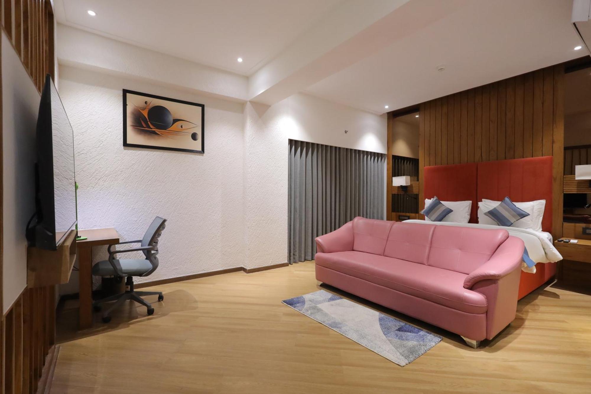 Ramada Encore By Wyndham Viramgam Екстер'єр фото