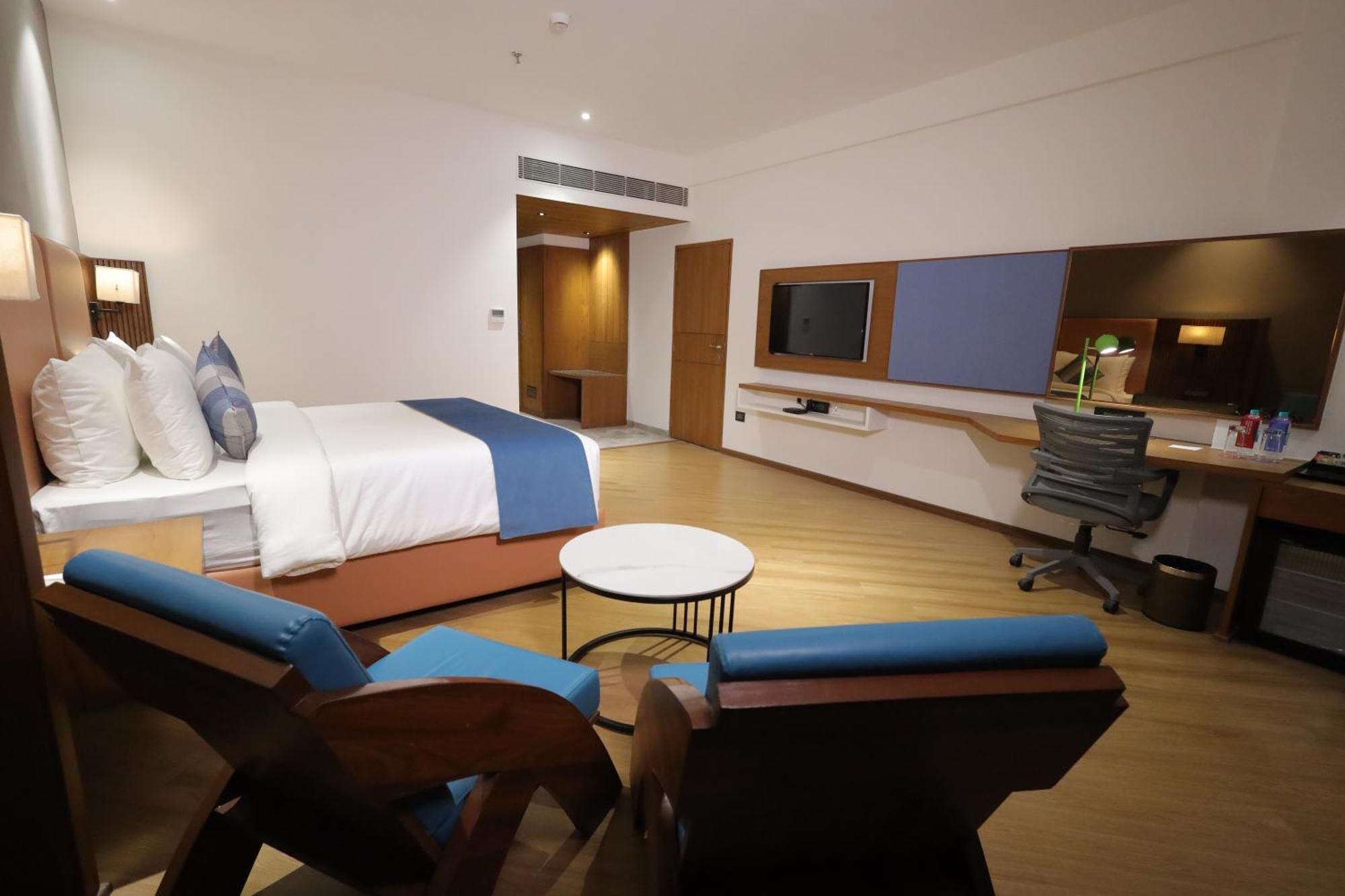 Ramada Encore By Wyndham Viramgam Екстер'єр фото
